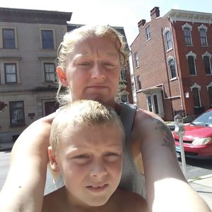 Meet your Posher, Amber